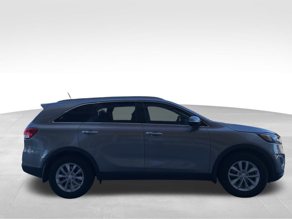 used 2016 Kia Sorento car, priced at $7,991