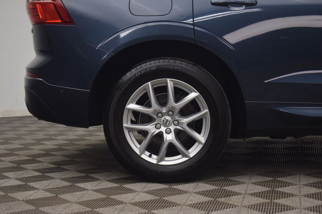 used 2018 Volvo XC60 car, priced at $15,500