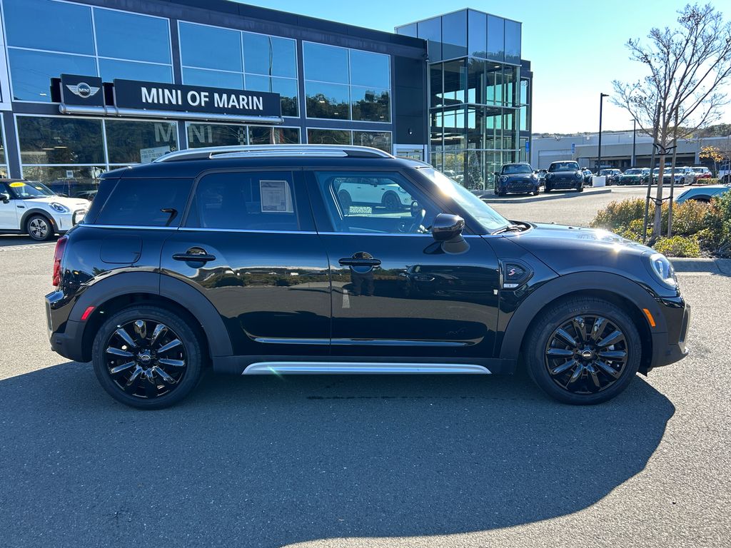 Thumbnail: 2023 MINI Cooper Countryman - 6