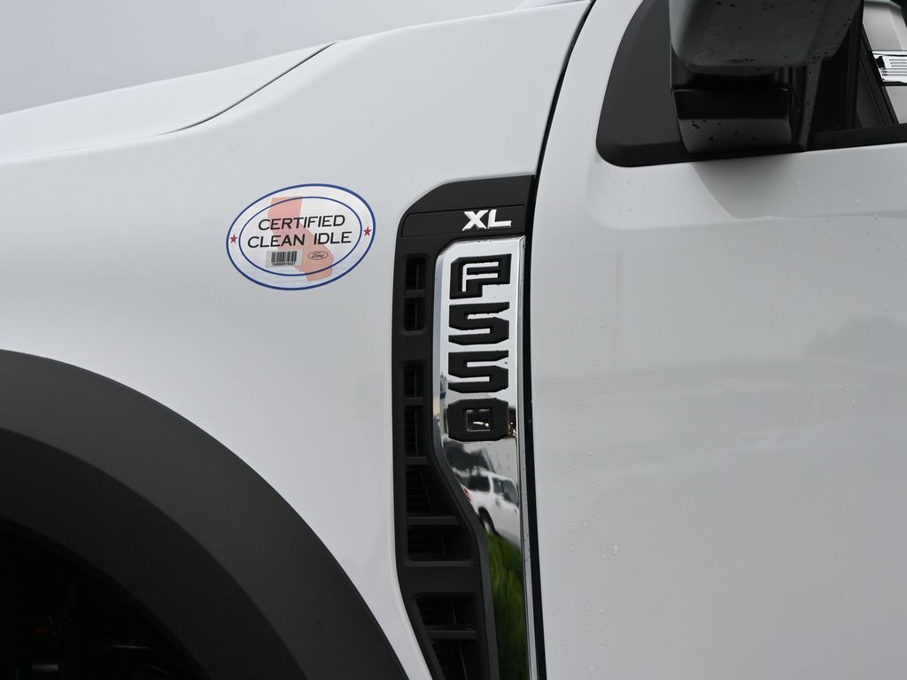 2024 Ford F-550 Super Duty 