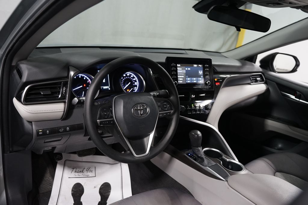 Thumbnail: 2021 Toyota Camry - 11