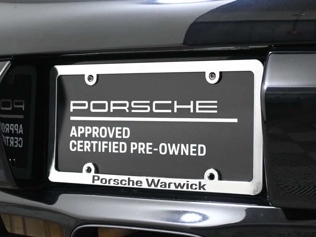 Thumbnail: 2012 Porsche Cayman - 15