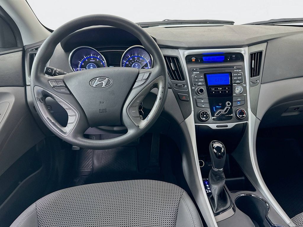 Thumbnail: 2011 Hyundai Sonata - 20