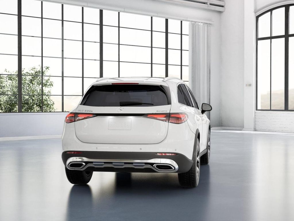 Thumbnail: 2025 Mercedes-Benz GLC - 24