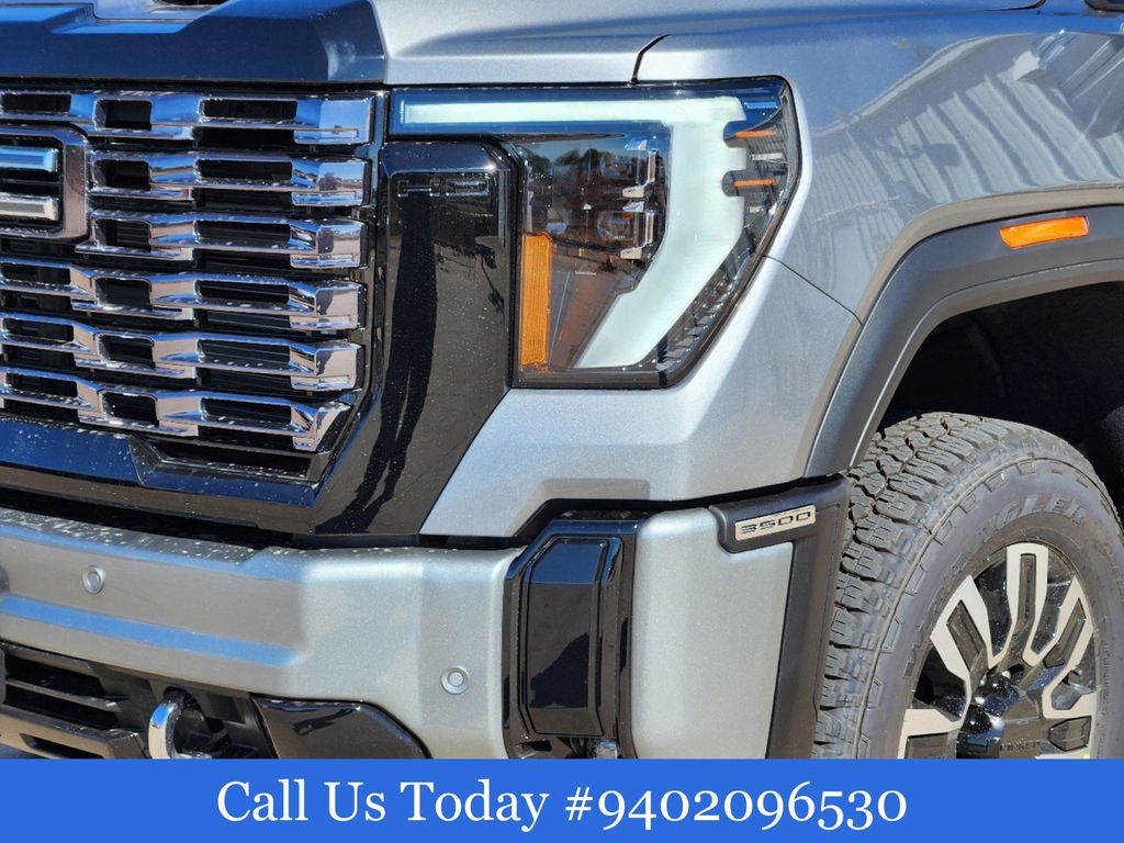 2025 GMC Sierra 3500HD Denali Ultimate 6