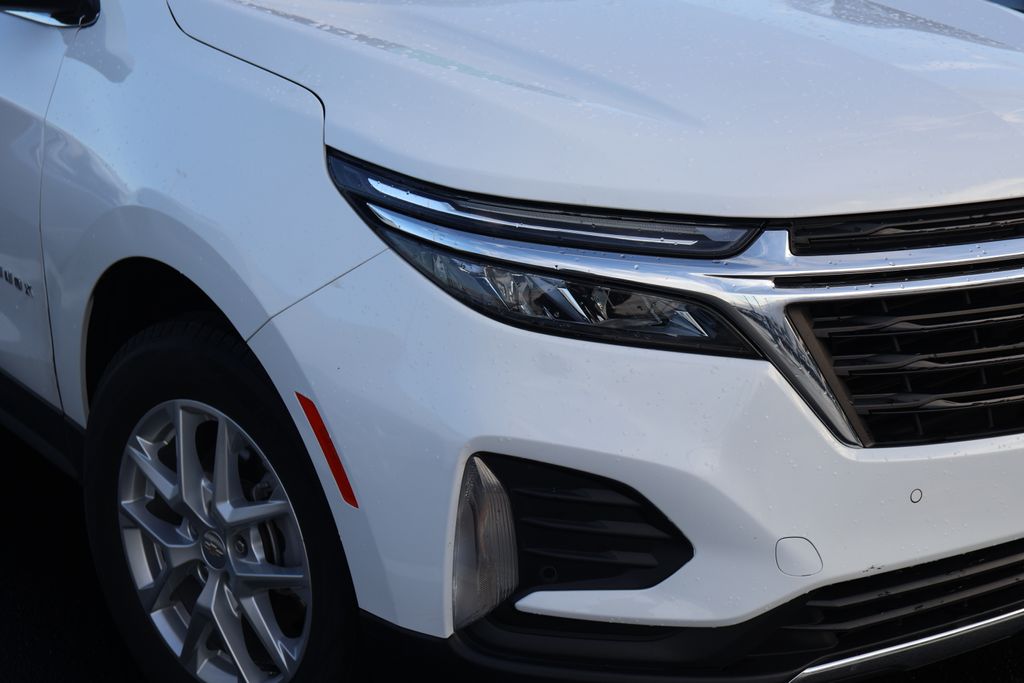 Thumbnail: 2024 Chevrolet Equinox - 4