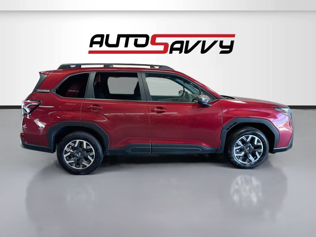 Used 2025 Crimson Red Pearl Subaru Premium image 8