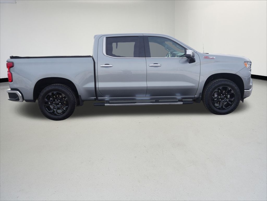 Thumbnail: 2023 Chevrolet Silverado 1500 - 6