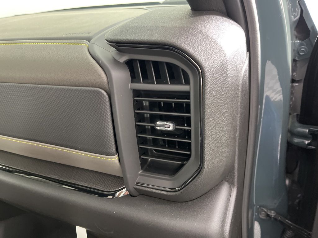Thumbnail: 2026 Chevrolet Silverado 2500 - 13