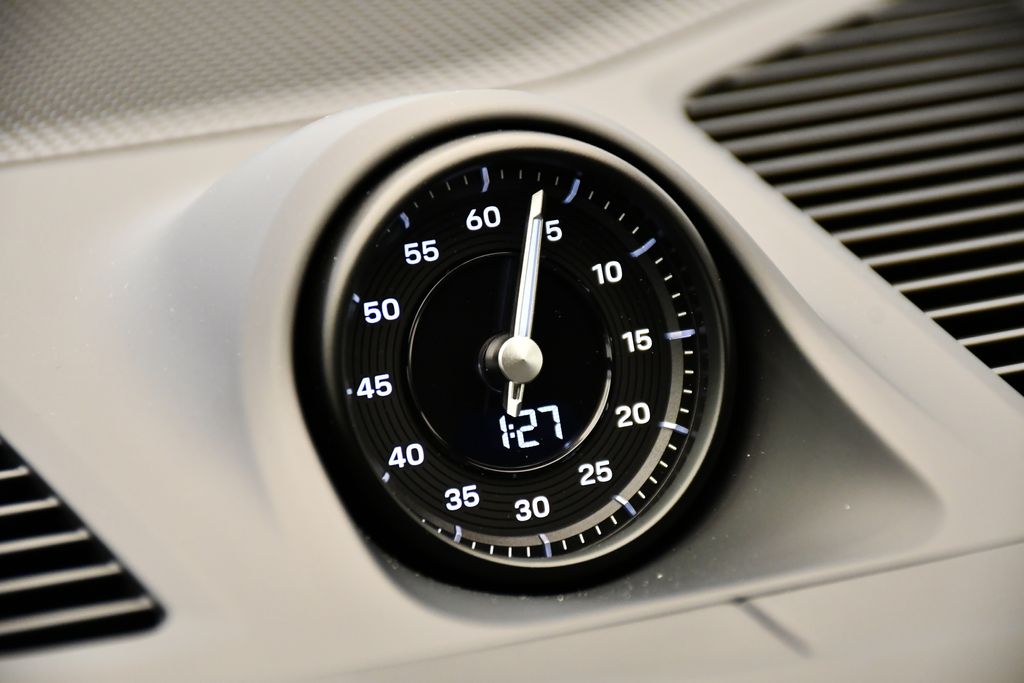 Thumbnail: 2026 Porsche Cayenne - 21