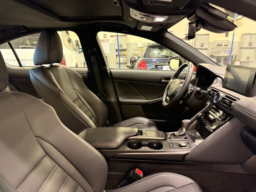 Thumbnail: 2023 Lexus IS - 30