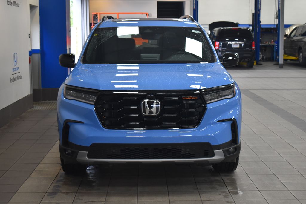 Thumbnail: 2025 Honda Pilot - 2
