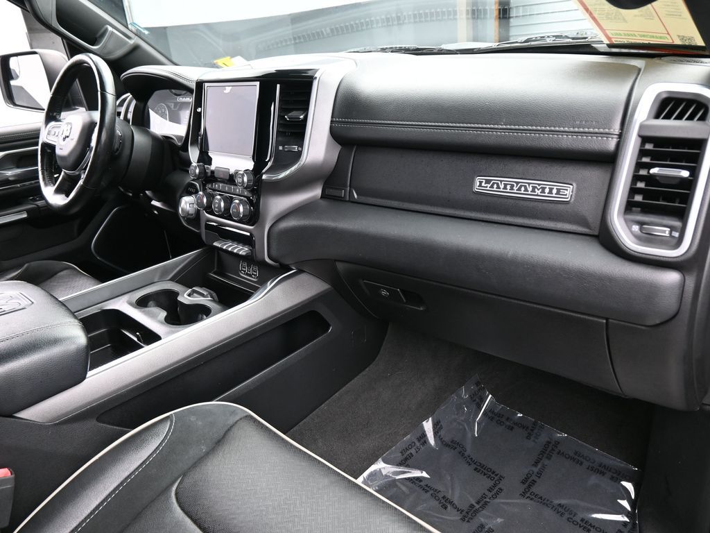 Used 2020 Granite Crystal Metallic Clearcoat Ram Laramie image 48