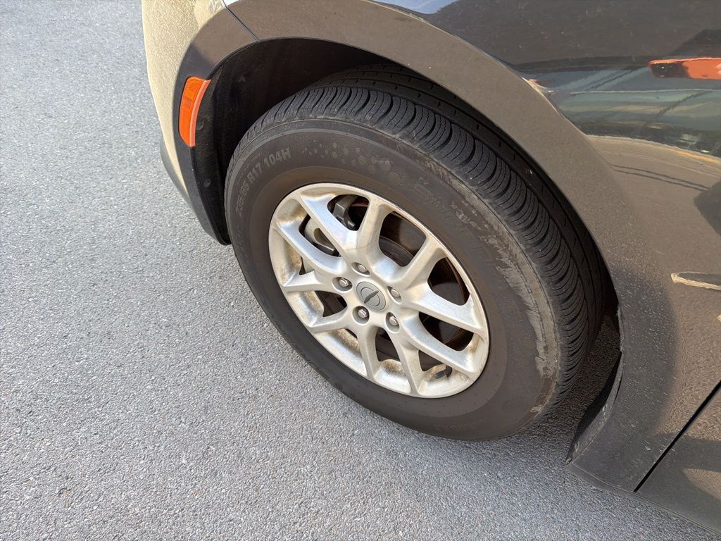 2023 Chrysler Voyager