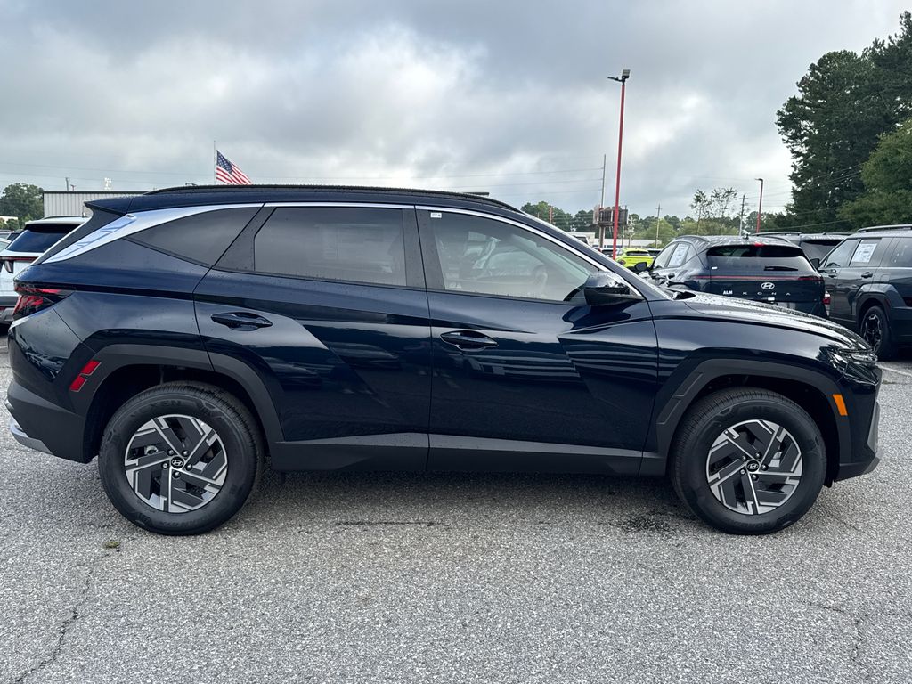 2025 Hyundai Tucson Hybrid Blue photo 4