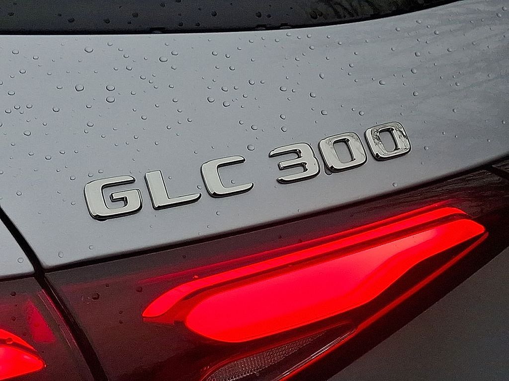 Thumbnail: 2026 Mercedes-Benz GLC - 22