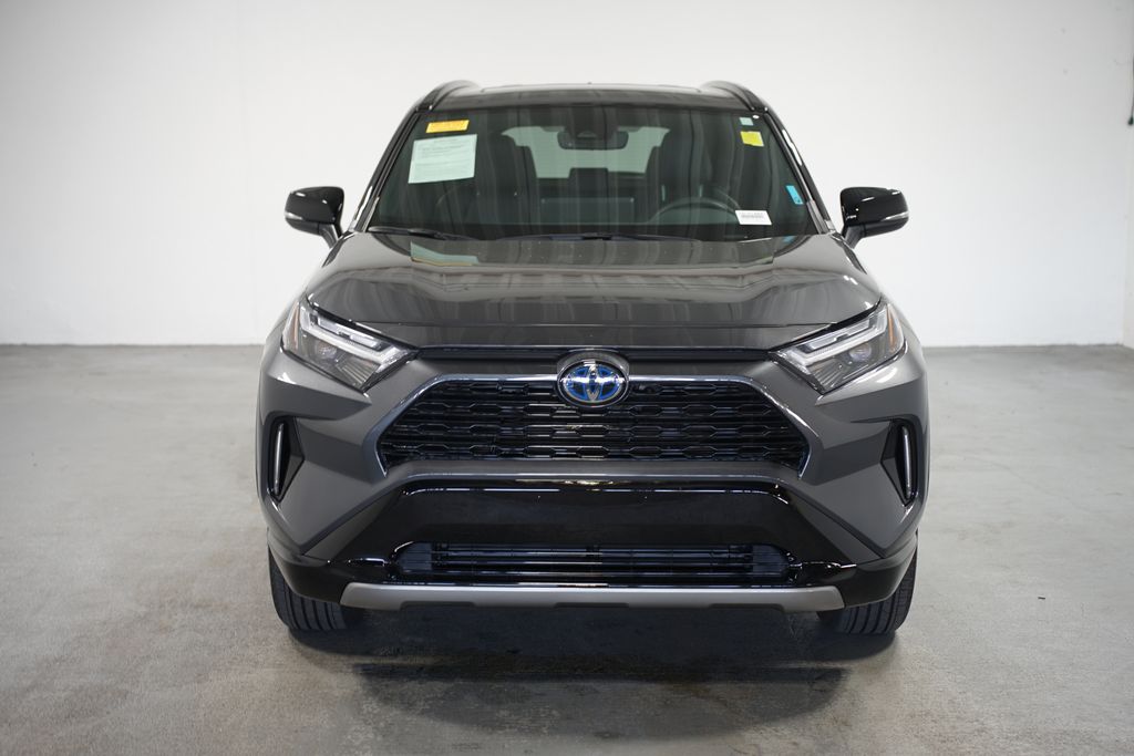 2024 Toyota RAV4 XSE 2