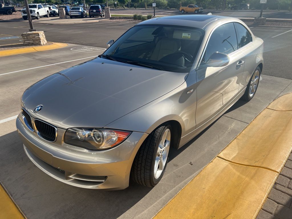 Thumbnail: 2011 BMW 1 Series - 4