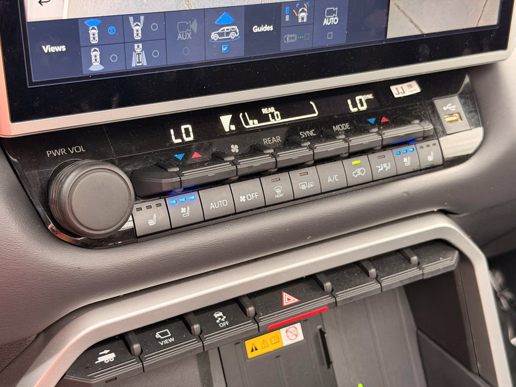 2024 Toyota Sequoia Platinum Lunar - Jim Hudson Acura - Image 36