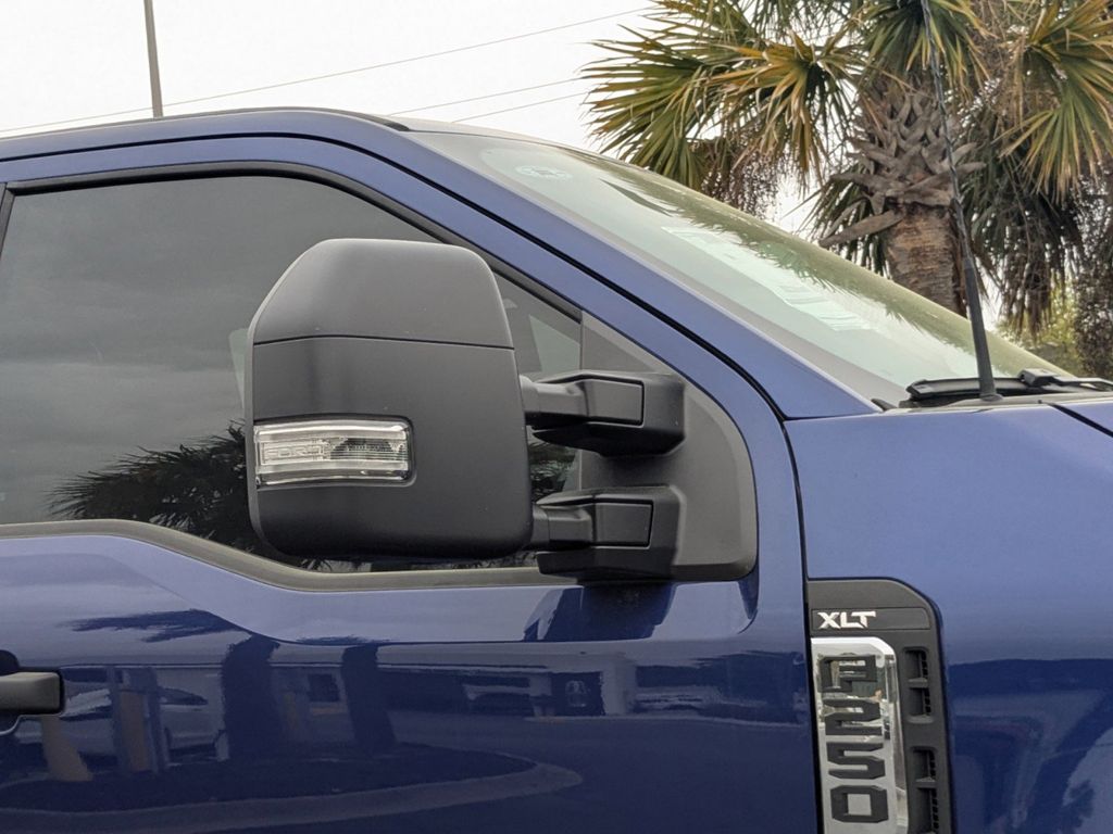 2026 Ford F-250 Super Duty XLT