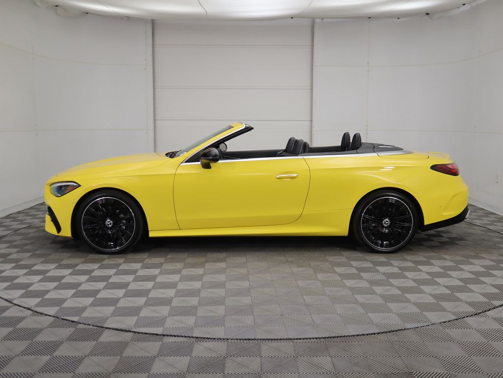 Thumbnail: 2026 Mercedes-Benz CLE - 8