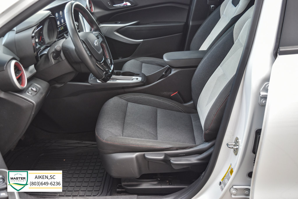 Used 2024 Chevrolet Trax SUV