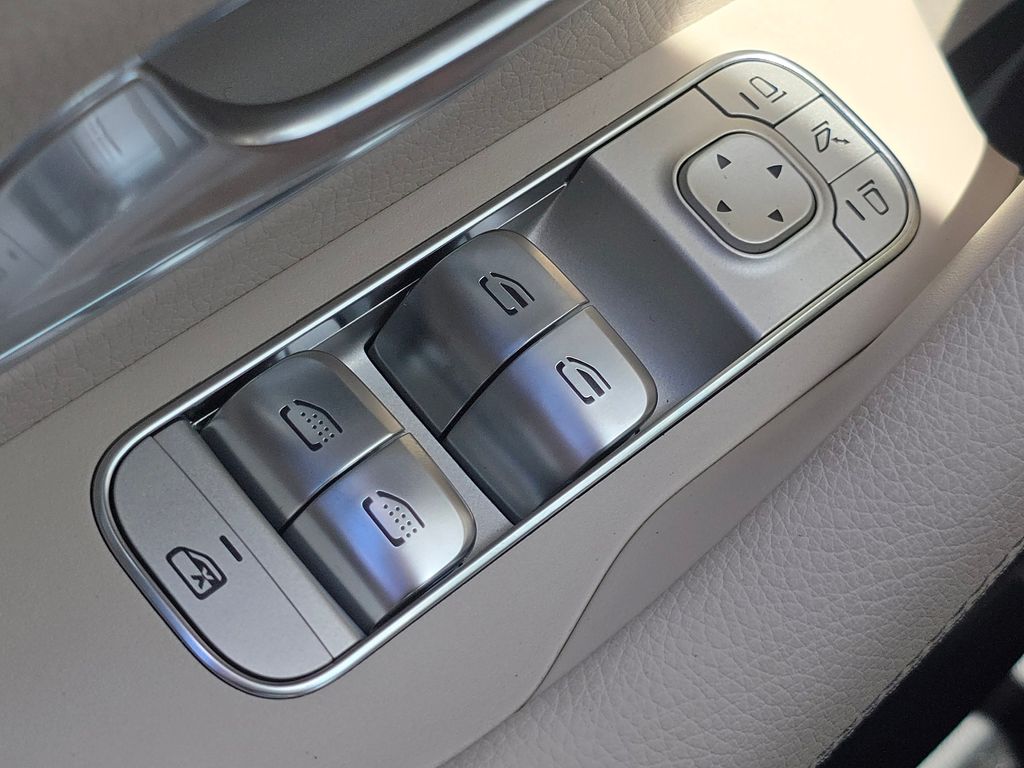 New 2026 White Mercedes-Benz GLE 350 image 29