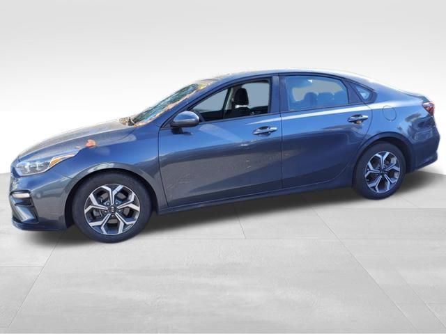 2022 Kia Forte LXS 3