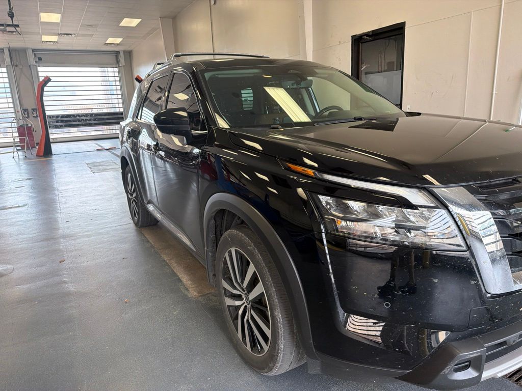 2025 Nissan Pathfinder Negro (Super Black) SUV/Crossover Tracción en las cuatro ruedas 9 velocidades Automática