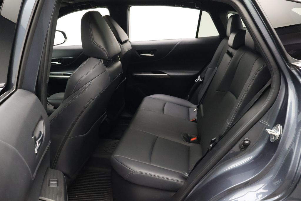 Thumbnail: 2023 Toyota Venza - 19