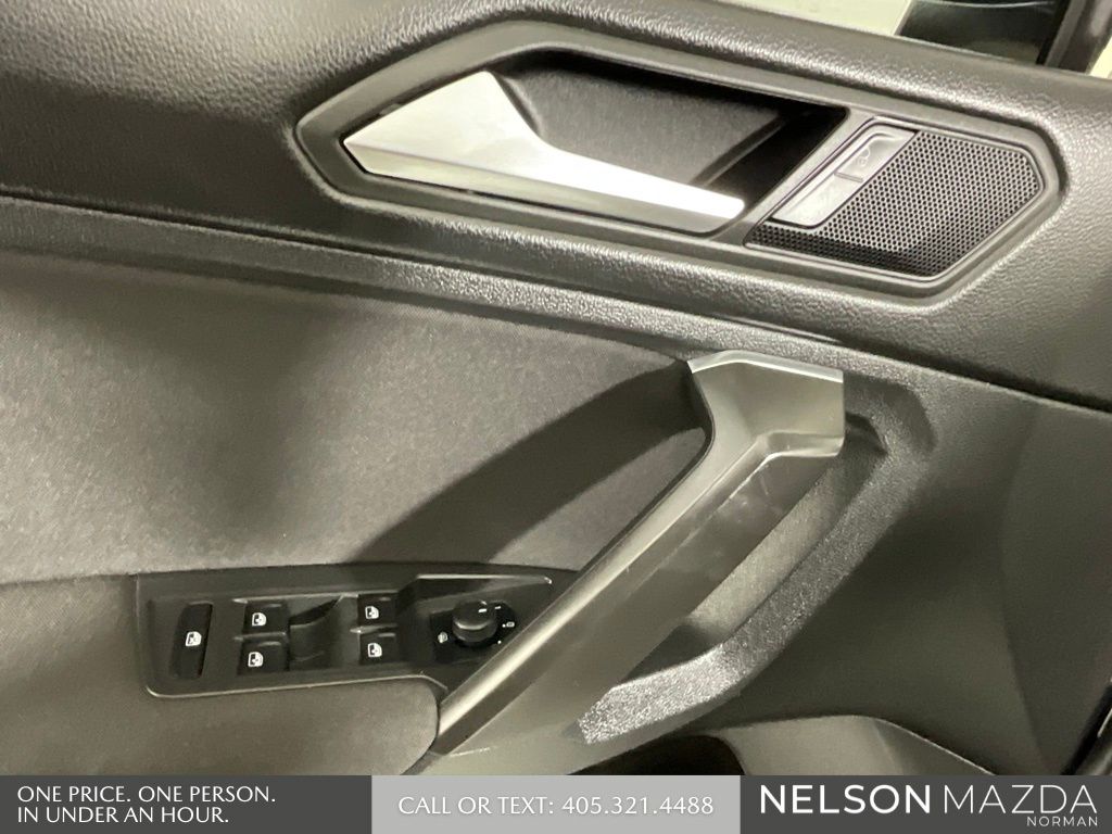 Used 2021 Black Volkswagen 2.0T S image 21