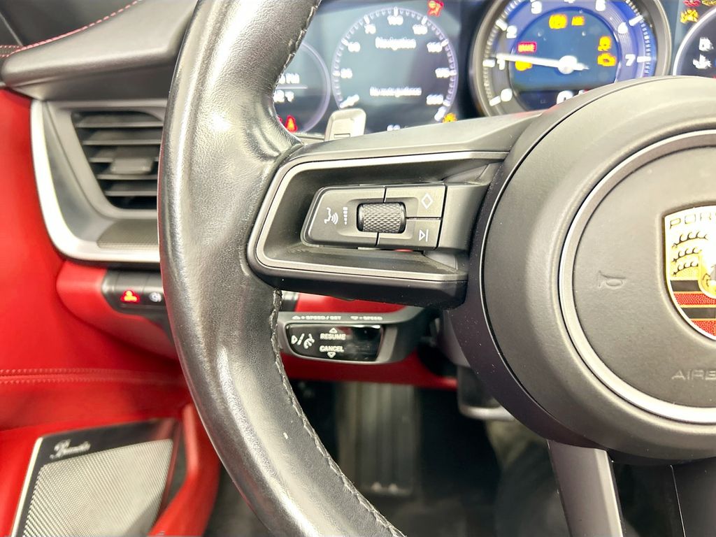 Thumbnail: 2023 Porsche 911 - 14