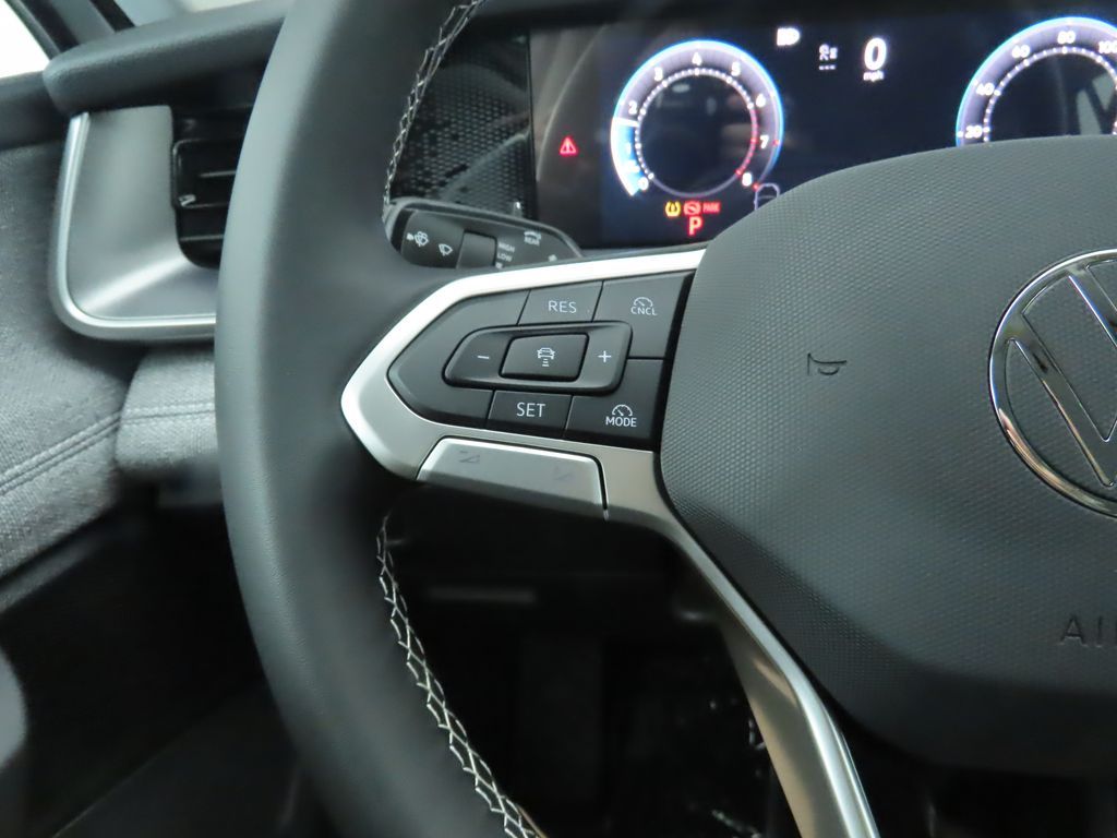 Thumbnail: 2026 Volkswagen Tiguan - 11