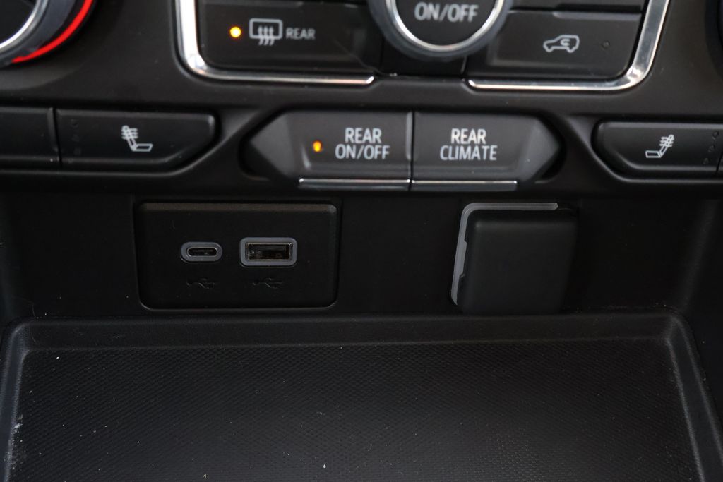 Thumbnail: 2024 Chevrolet Suburban - 24