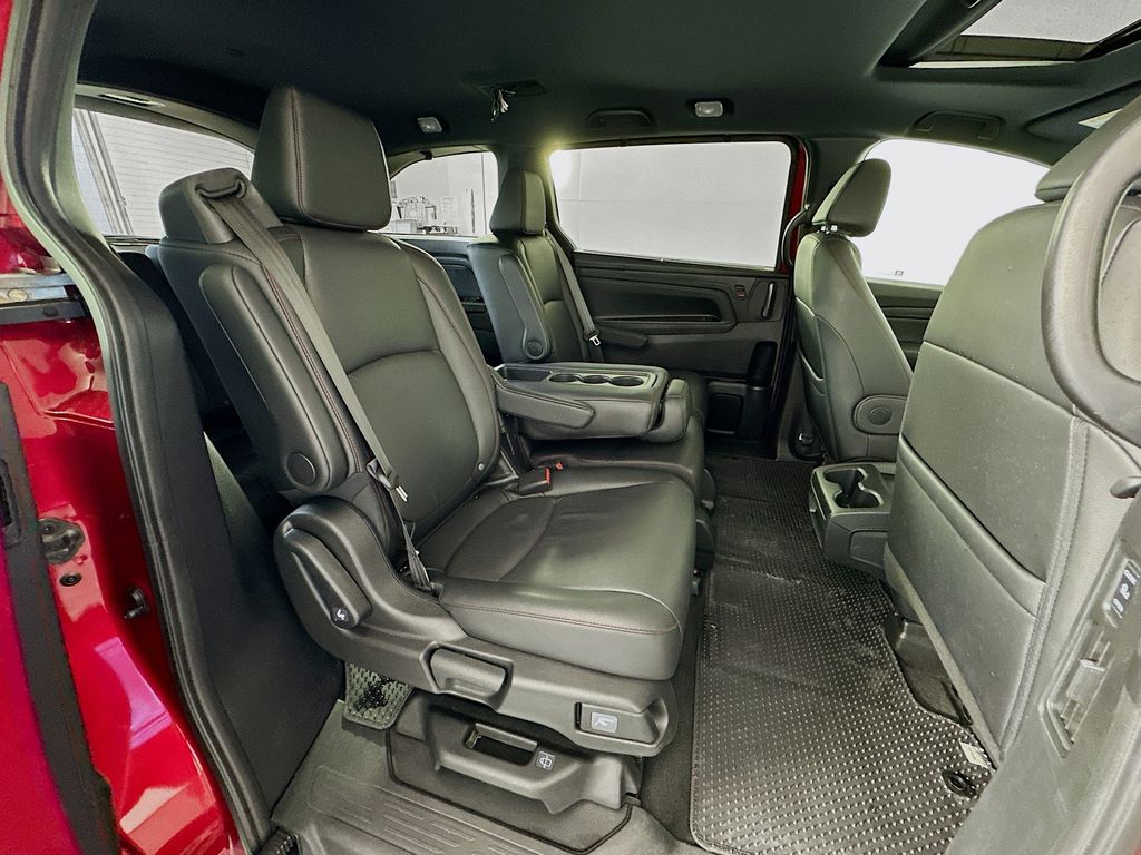 Thumbnail: 2025 Honda Odyssey - 28