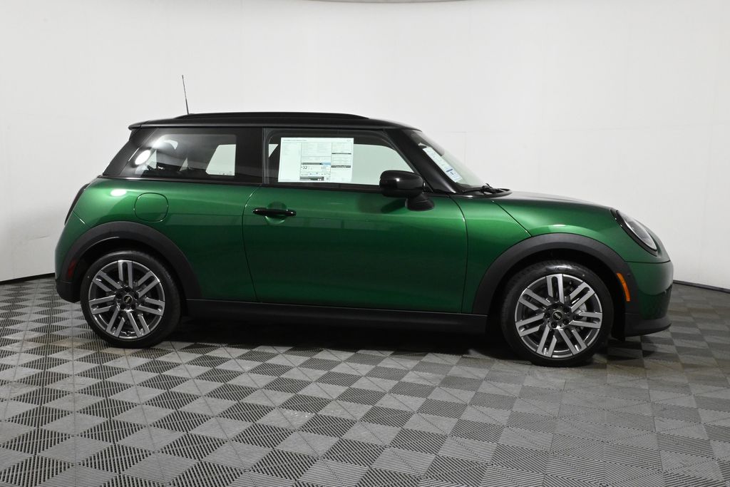 2025 MINI Cooper  8