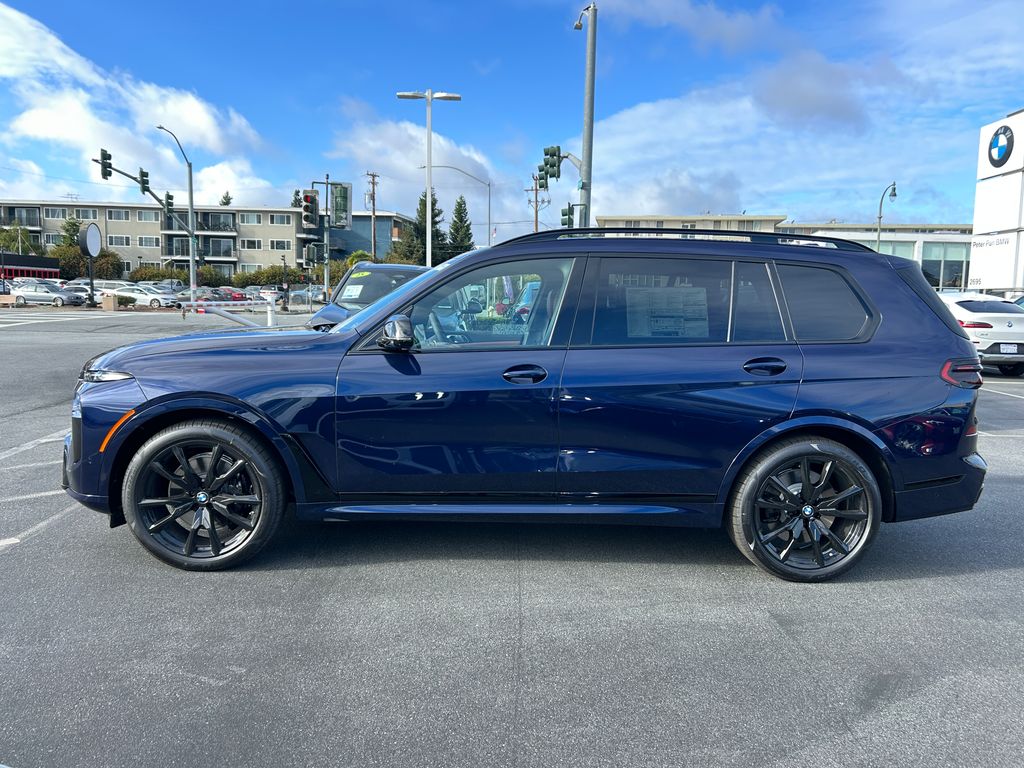 Thumbnail: 2026 BMW X7 - 2