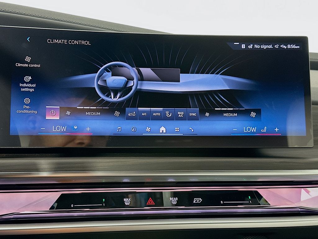 Thumbnail: 2026 BMW 7 Series - 14
