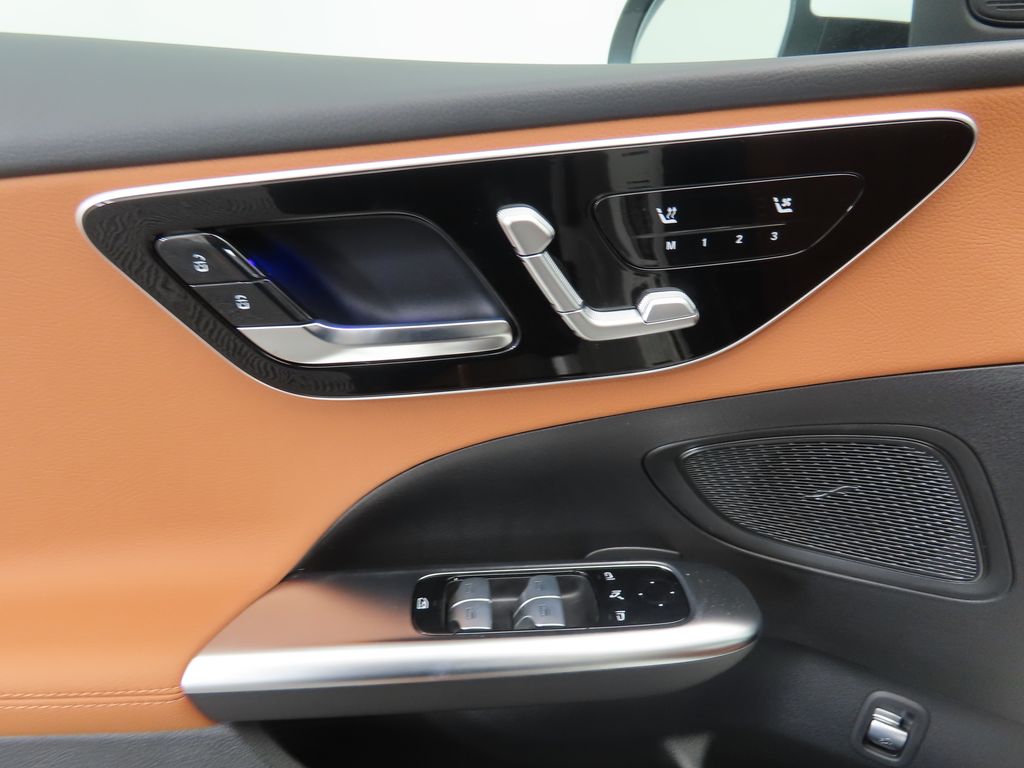 2025 Mercedes-Benz C-Class C 300 24