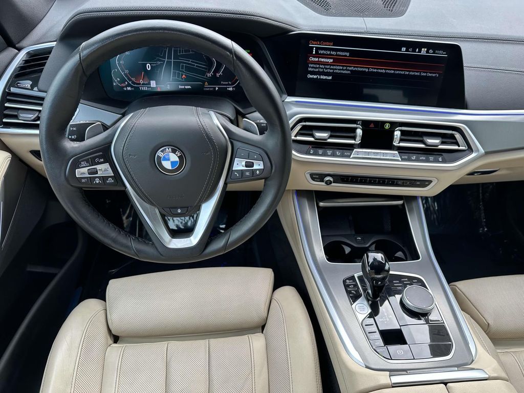 2022 BMW X5 xDrive40i 8