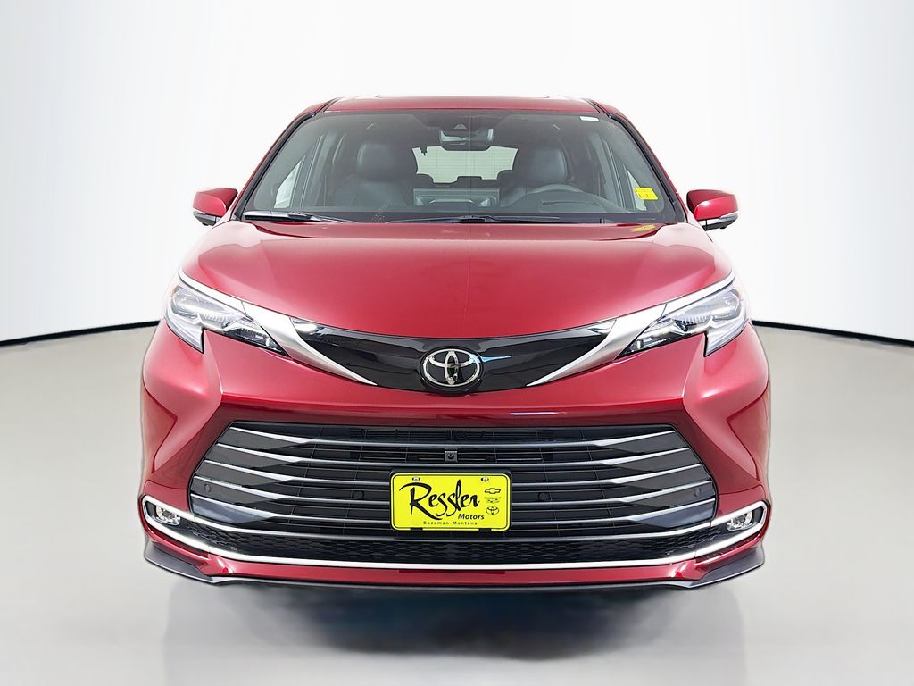 New 2026 Toyota Sienna Van