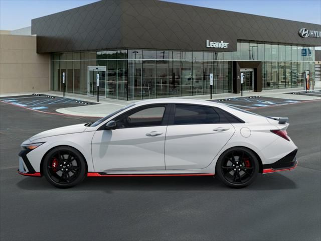 2025 Hyundai Elantra Base 3