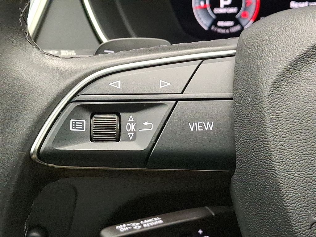 Thumbnail: 2023 Audi Q5 - 23