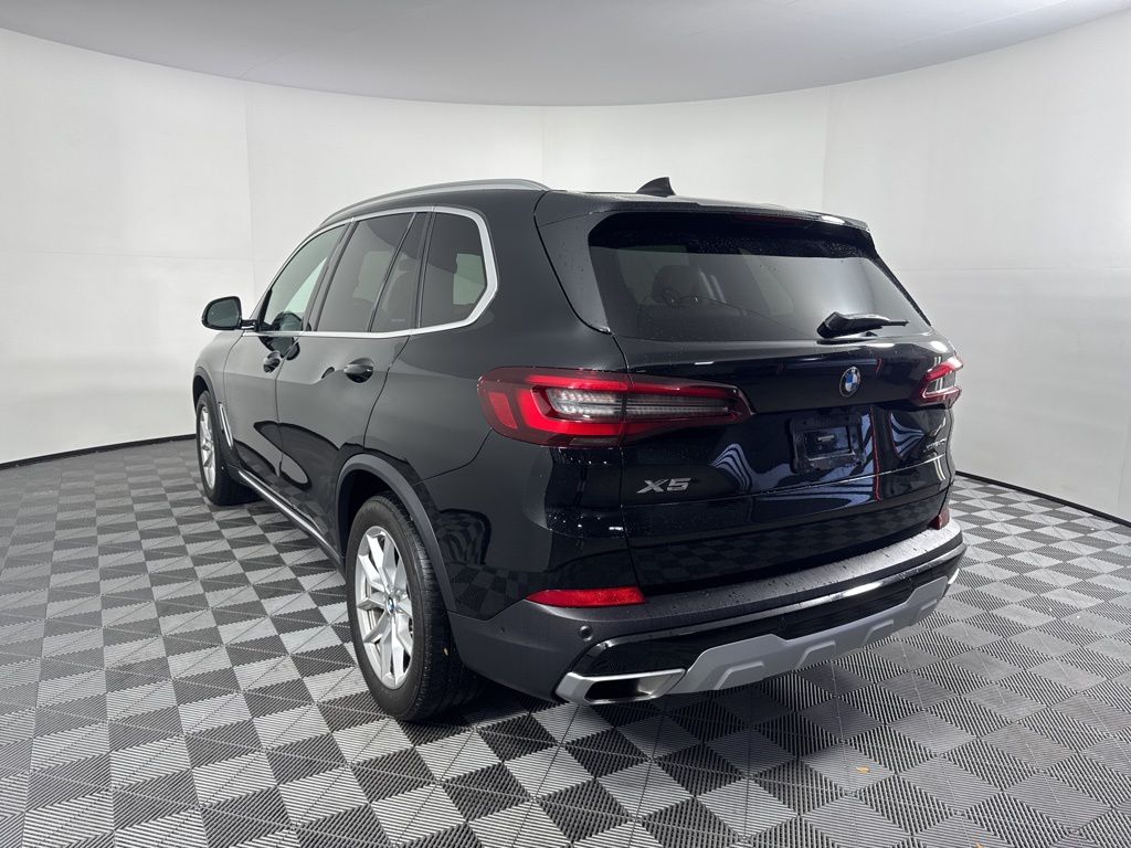 Thumbnail: 2023 BMW X5 - 7