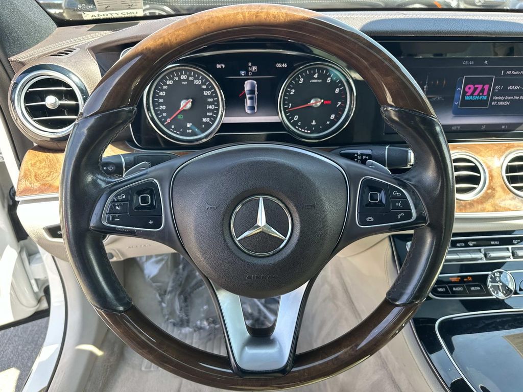 Thumbnail: 2017 Mercedes-Benz E-Class - 24