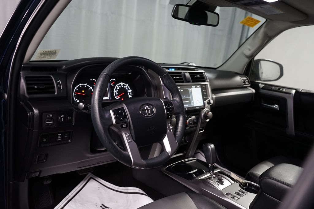 Thumbnail: 2023 Toyota 4Runner - 7