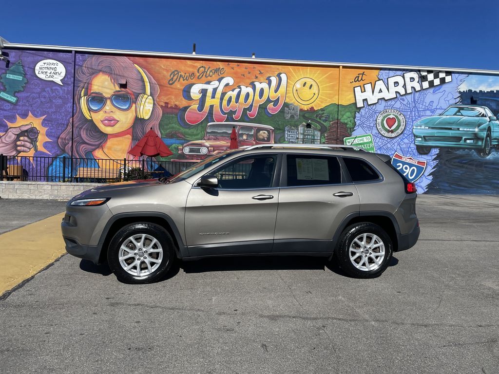 Used 2017 Jeep Cherokee SUV