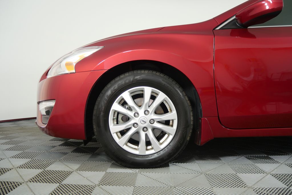 Thumbnail: 2014 Nissan Altima - 7