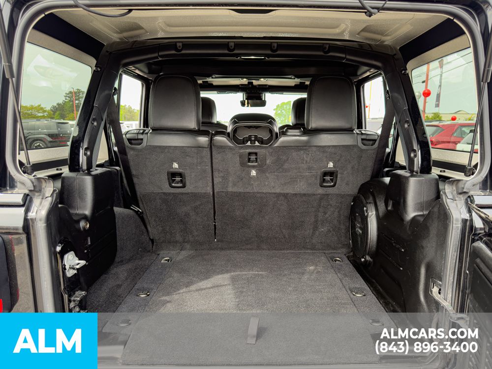 Used 2022 Black Clearcoat Jeep Unlimited Sahara High Altitude image 21
