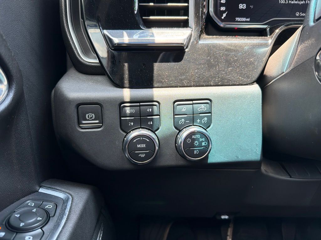 Certified Used 2023 Silver GMC SLT image 15